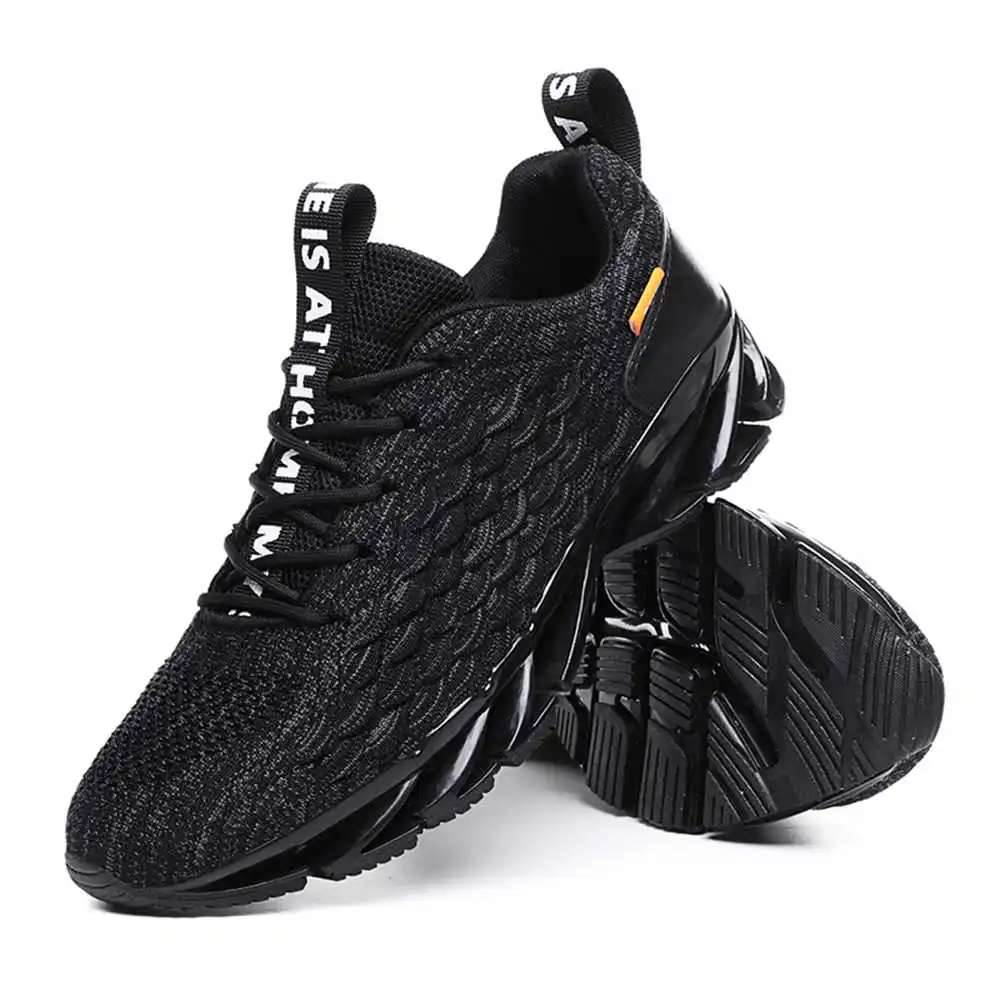 size 44 size 39 walking shoes  - Outdoor Sport News review and price